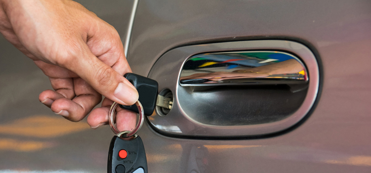 Car door lock repair in West Carson